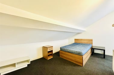 Broad Street, Hockley, Nottingham - Image 2